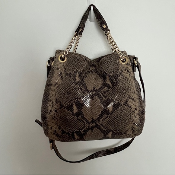 Michael Kors Jet Set Chain Snakeskin embossed Gather Shoulder Tote EUC, $298 - Picture 1 of 7